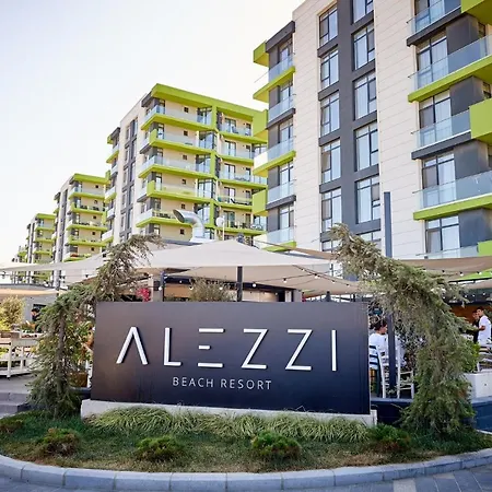Provence In N Pool Mamaia